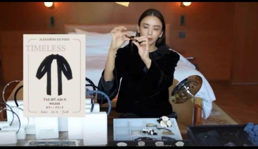 新品アレクサンドルドゥパリALEXANDRE 黒ベロアリボンバレッタ