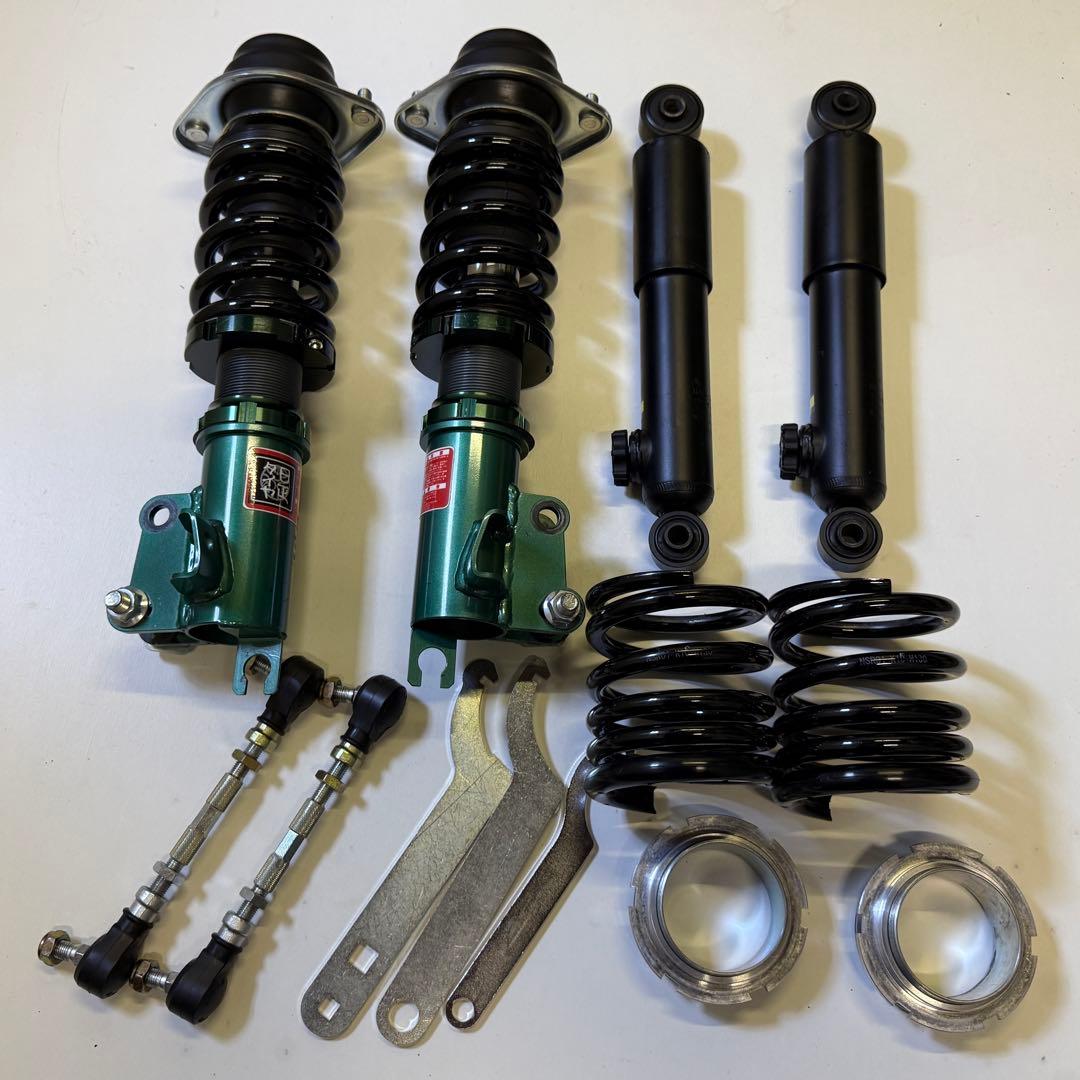 DA64 エブリイ 日正タイヤ ワンオフ 車高調 スズキ