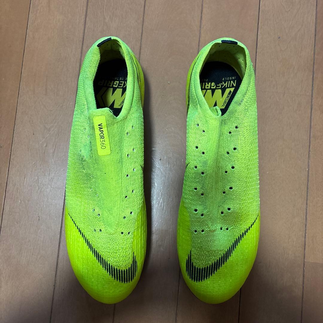 サッカースパイクナイキ