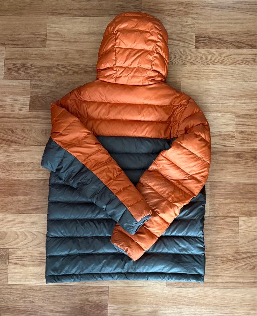 patagonia フード付きダウンジャケット オレンジ・グレー