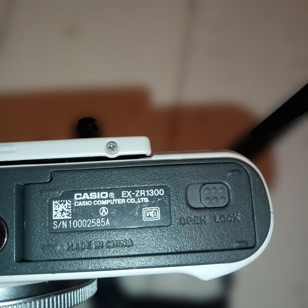 デジタルカメラ CASIO EXILIM HS EX ZR1300