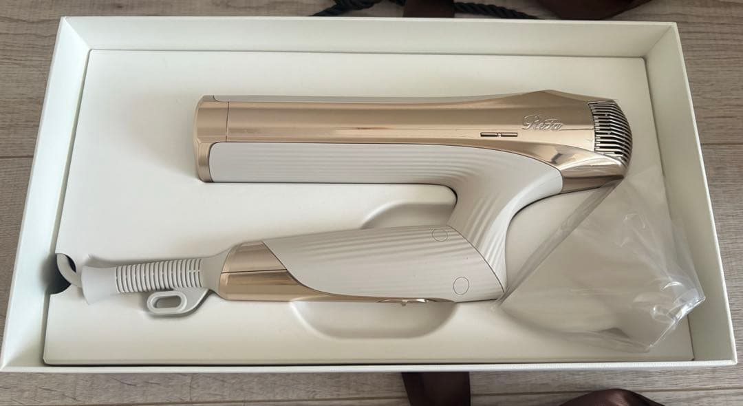 リファ ヘアドライヤー