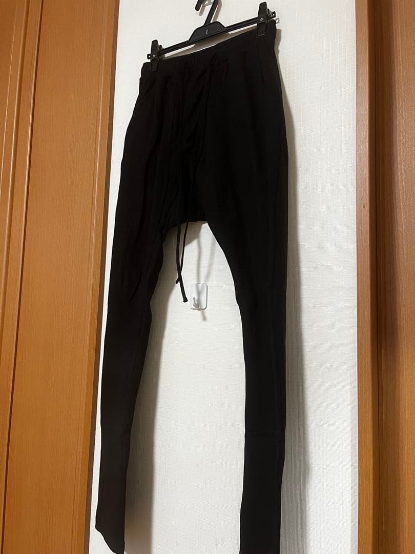 京着　JULIUS ドロップクロッチスウェットパンツ