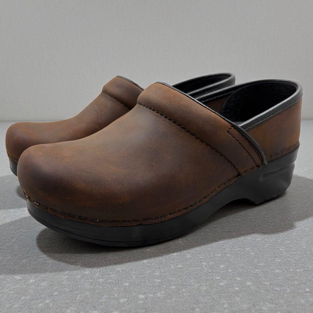 【美品】 ダンスコ プロフェッショナル サボ クロッグサンダル 36 ブラウン
