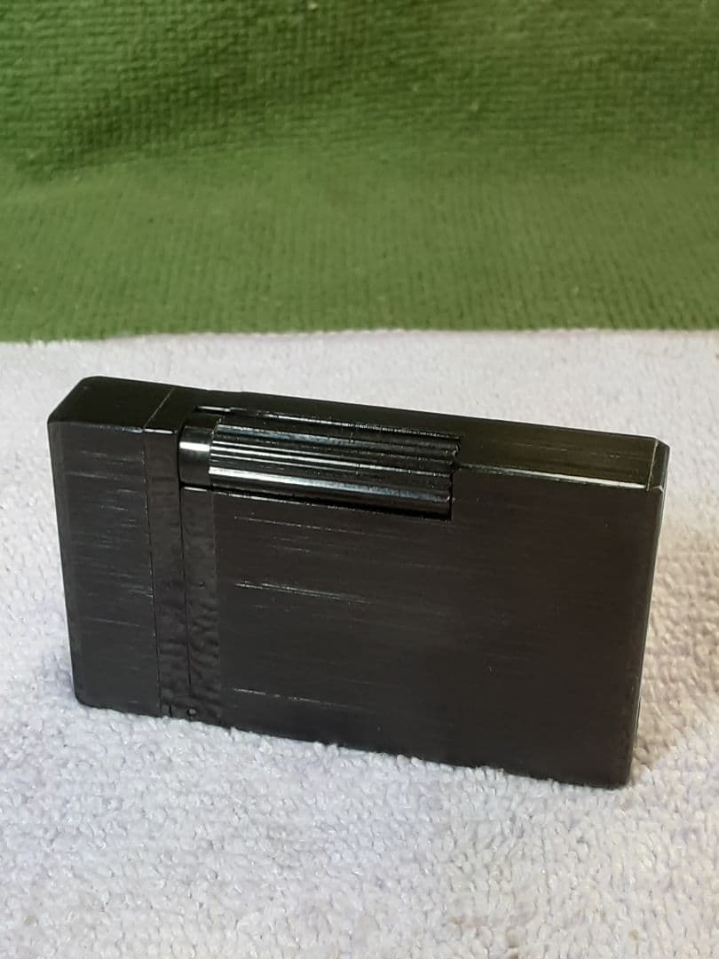 山ちゃん　Chapado en Laton-ヘアライン黒　デュポンの音