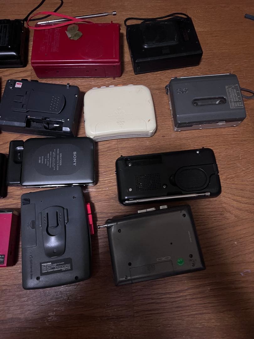 ポータブルカセットプレーヤー (16セット)ジャンク