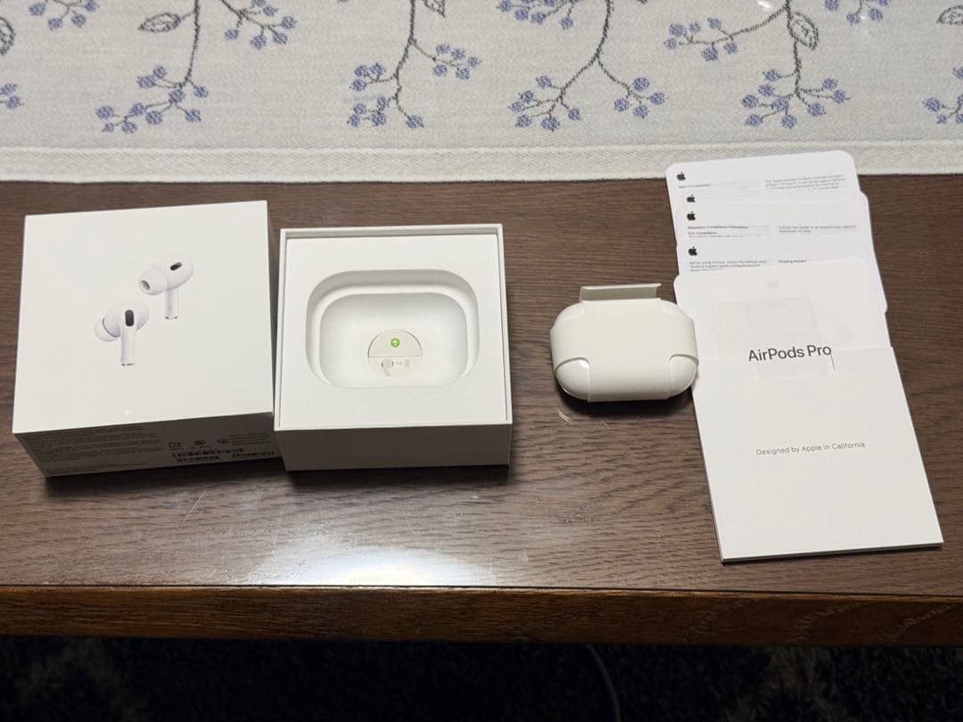 【美品】AirPodsPro2 充電ケース イヤーチップ 箱付き