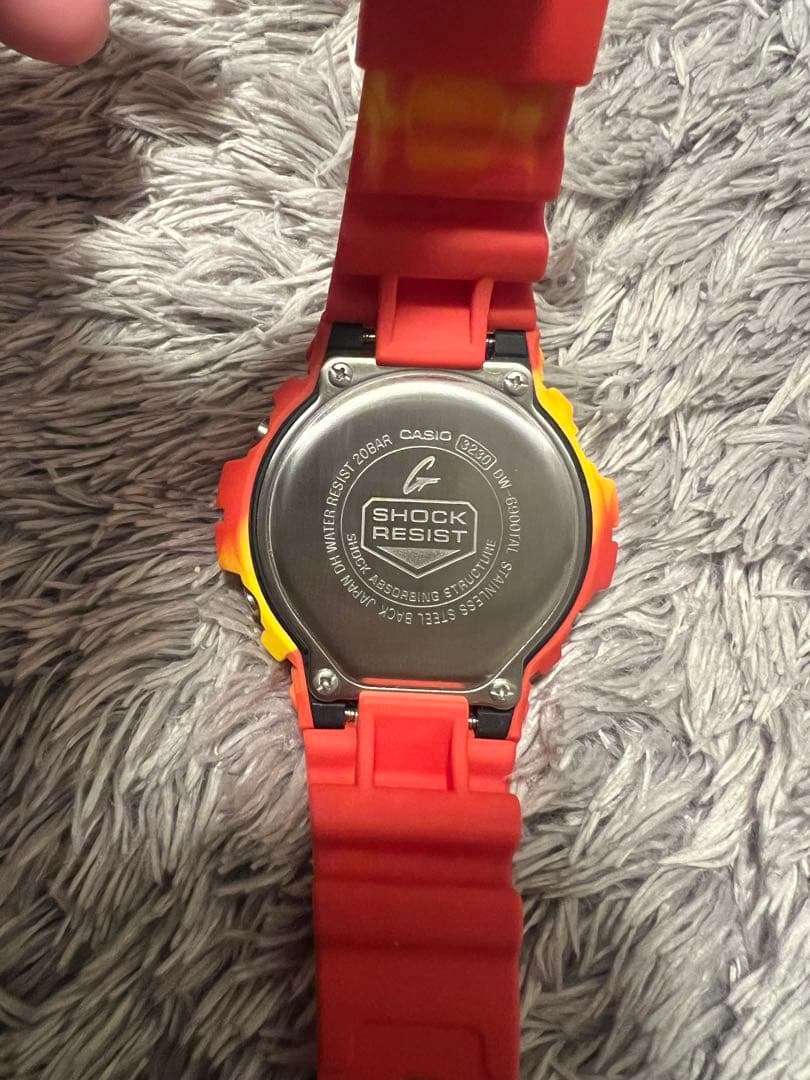 G-SHOCK デジタル腕時計 オレンジ/イエロー