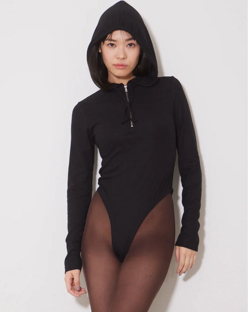 もぐゆり⭐︎TW 亘つぐみ Hoodie Bodysuit ブラック