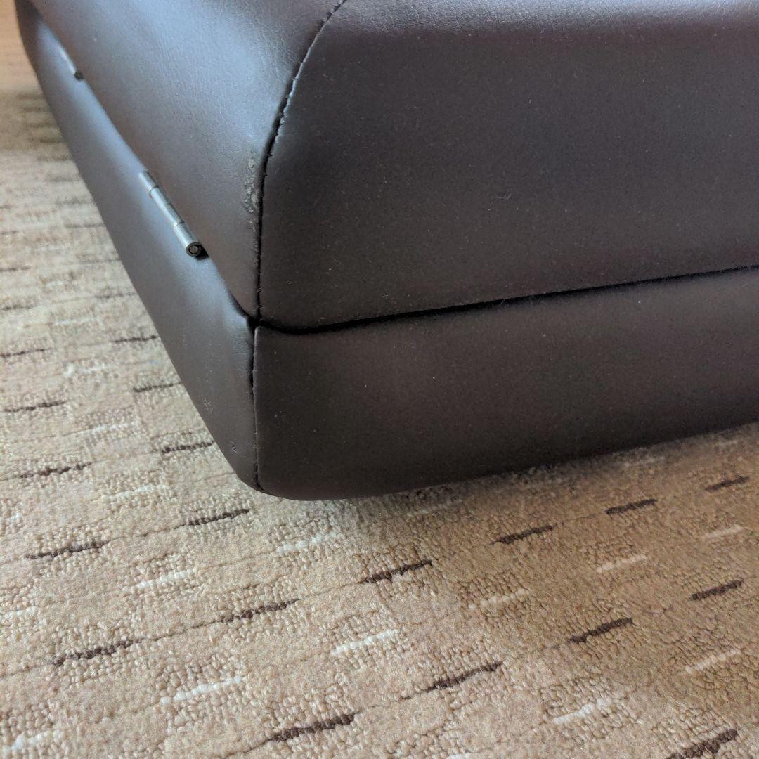 エステ マッサージ折りたたみベッド新品　ヘッドレスト　アーム付き