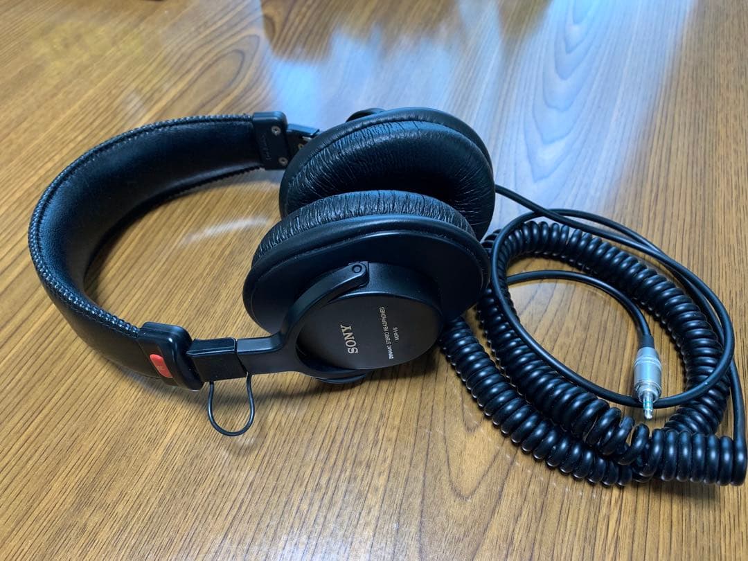 ソニー MDR-V6 モニターヘッドホン