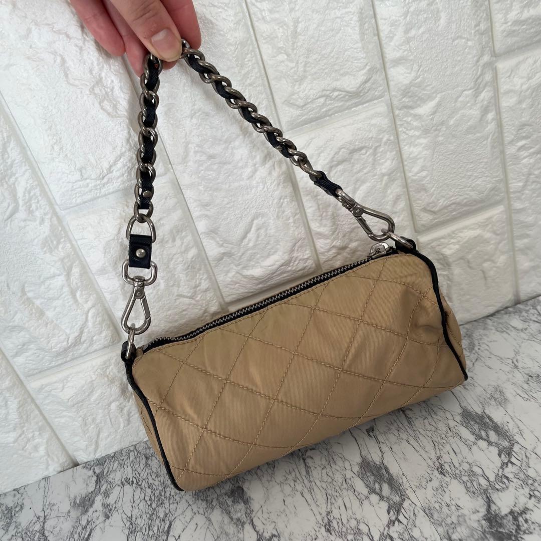 美品 PRADA プラダ 三角プレート キルティング チェーン ハンドバッグ
