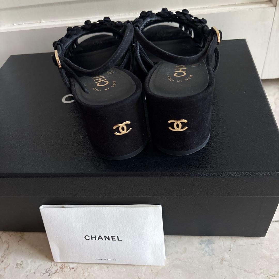 CHANEL ブラック フラワーサンダル