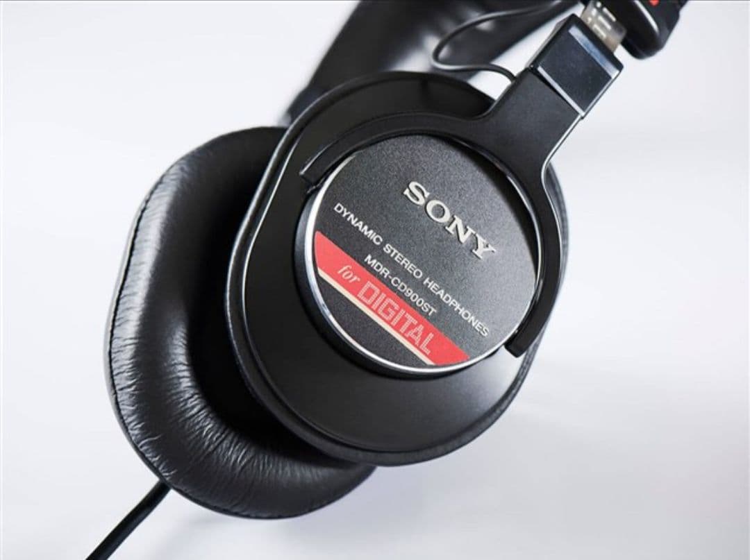 SONY MDR-CD900ST モニターヘッドホン　密閉型