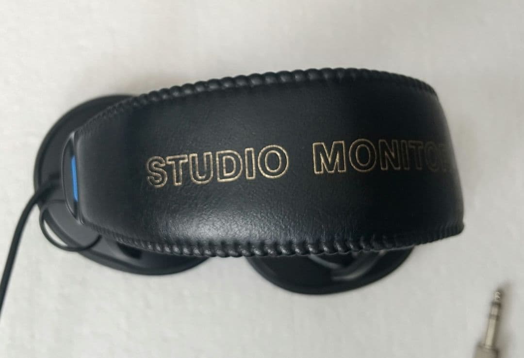 SONY MDR-CD900ST モニターヘッドホン　密閉型