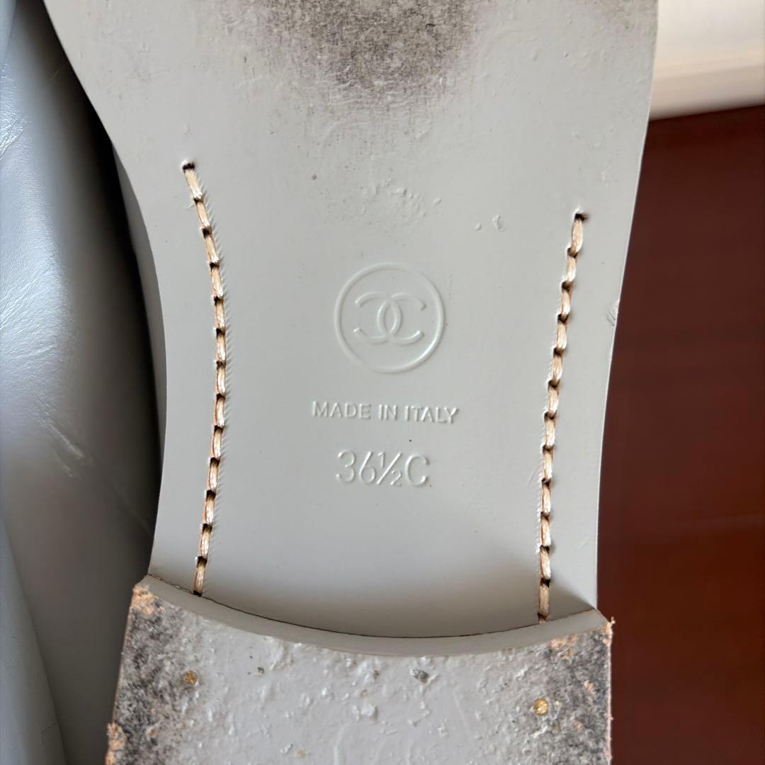 CHANEL グレー ローファー　36ハーフ