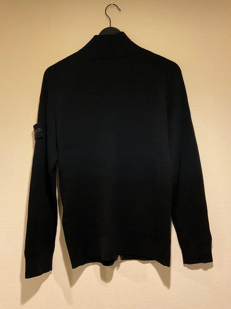 STONE  ブラック ハイネックセーター美品　ストーン　M ニット