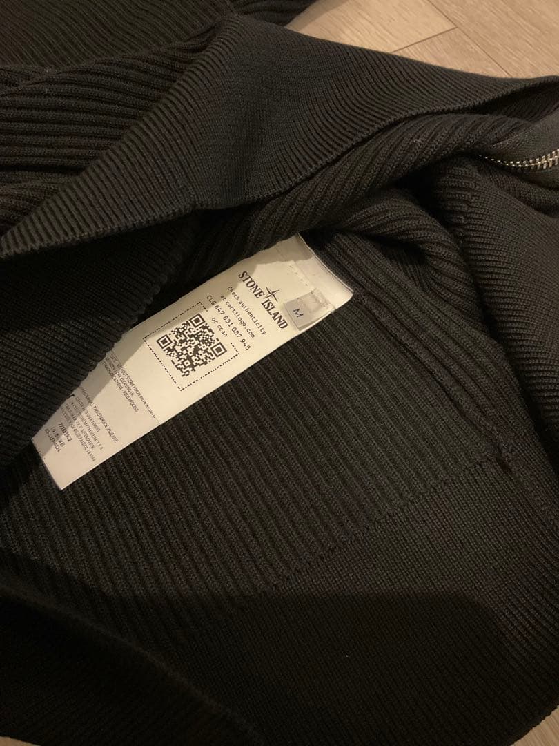 STONE  ブラック ハイネックセーター美品　ストーン　M ニット
