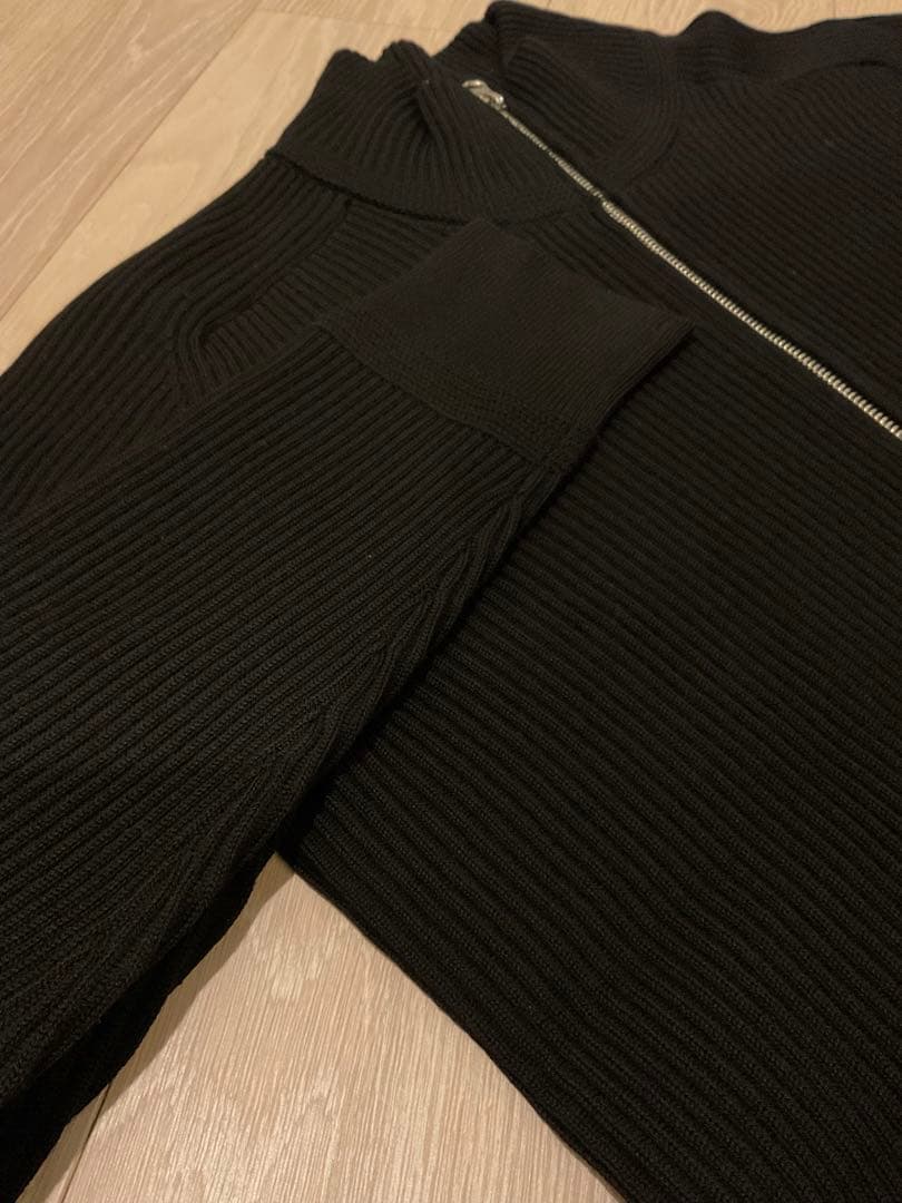 STONE  ブラック ハイネックセーター美品　ストーン　M ニット