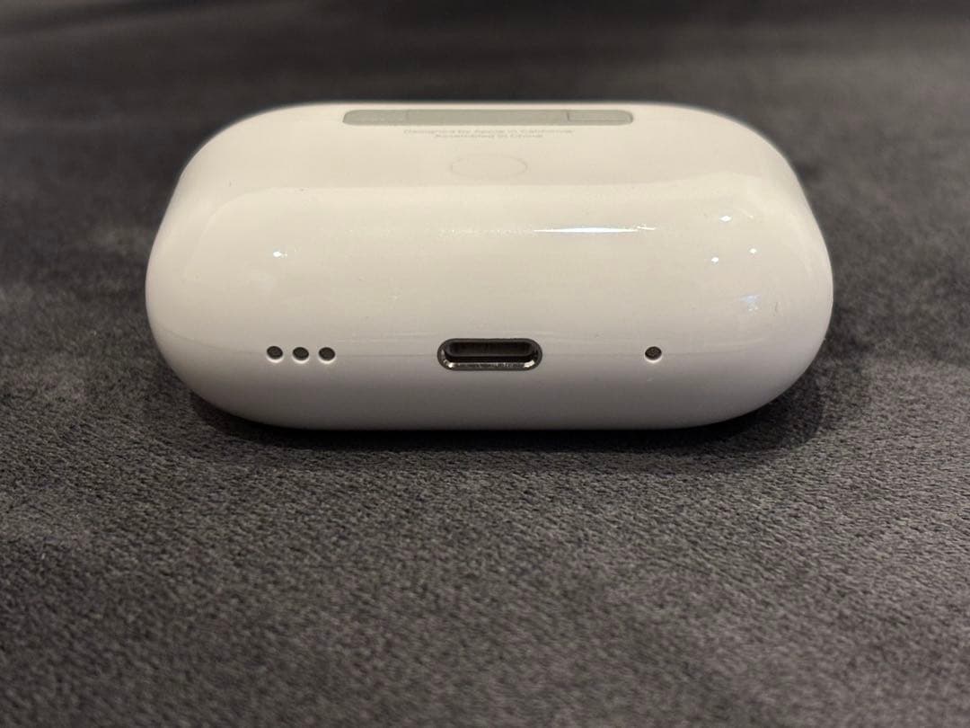 【値下げ】AirPods pro2 本体 ホワイト 付属品付き