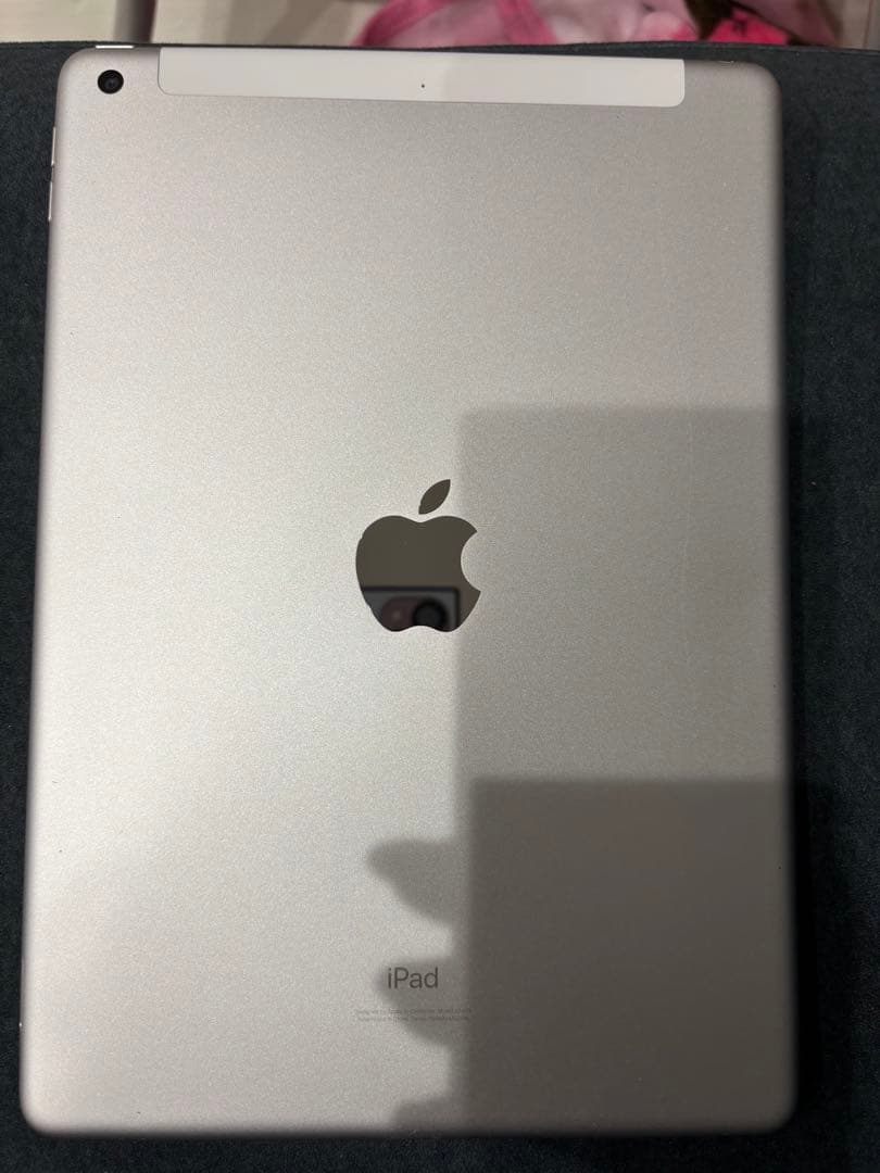 Apple iPad8 シルバー 本体