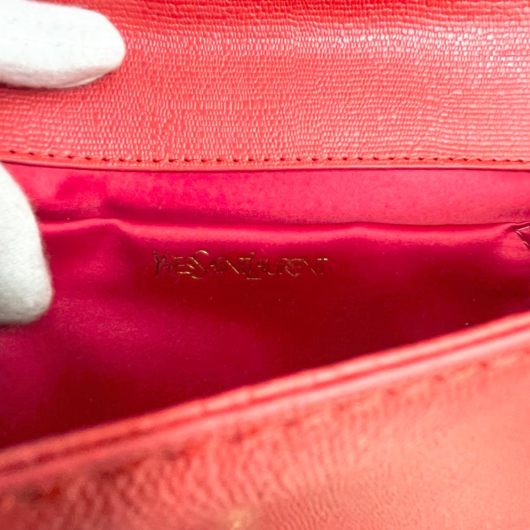 【希少】イヴ・サンローラン　クラッチバッグ　Yライン レッド　レア