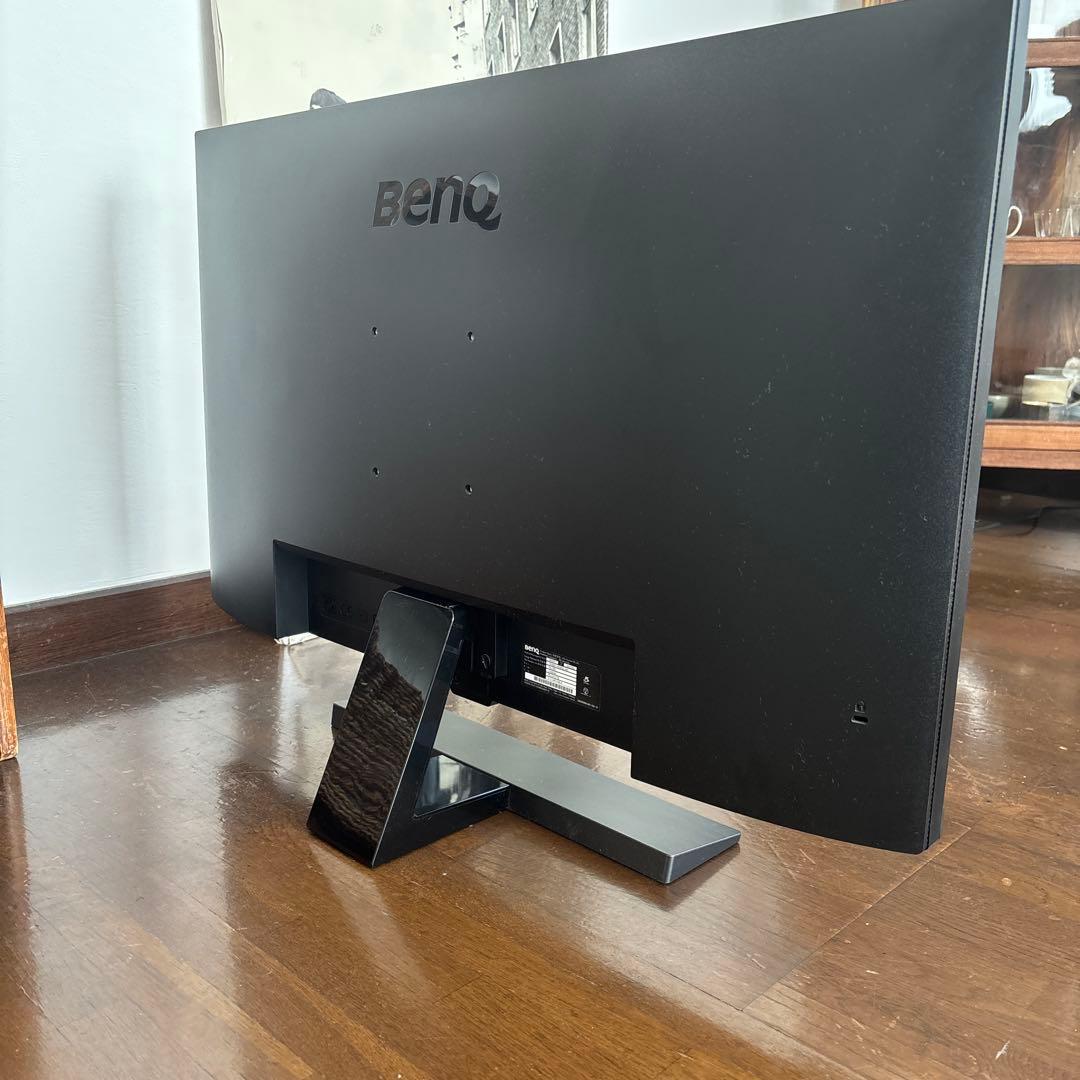 BenQ フレームレスモニター 31.5インチ 4K