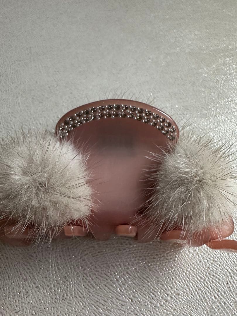 新品未使用＊accaミンクファースワロフスキークリップ