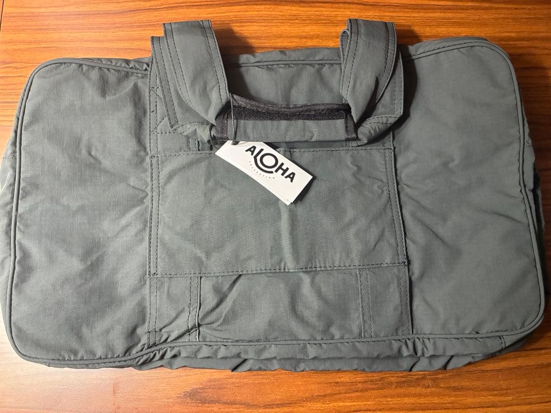 新品未使用　アロハコレクション　ボストンバックMonochrome