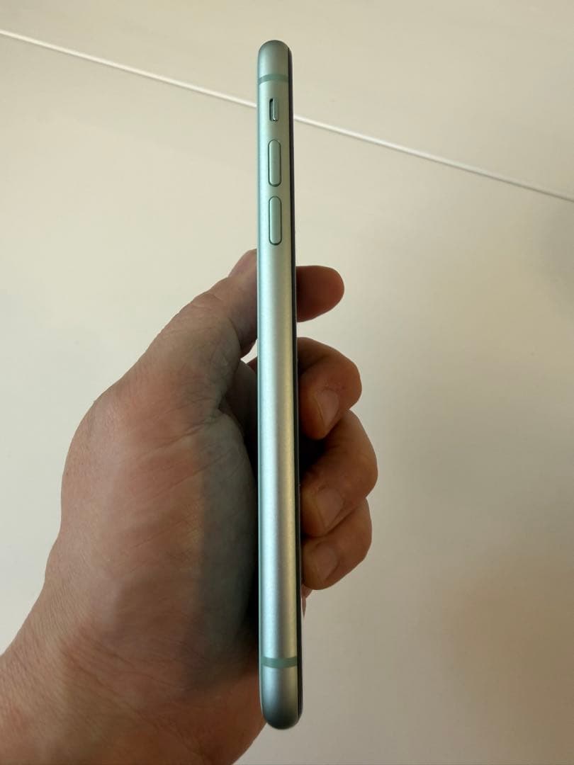 携帯電話本体 iPhone 11 128g