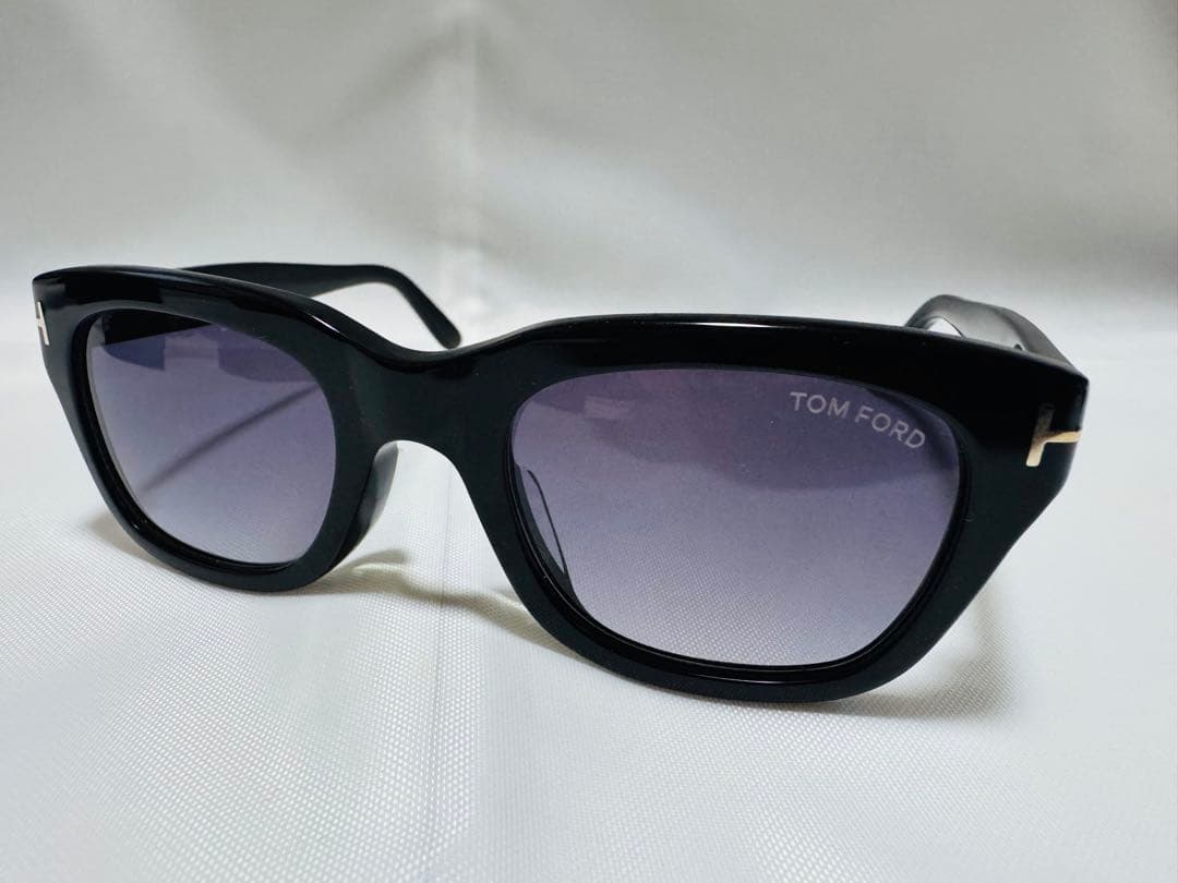 トムフォード サングラス アジアンフィット スノードン TF0237D 01B