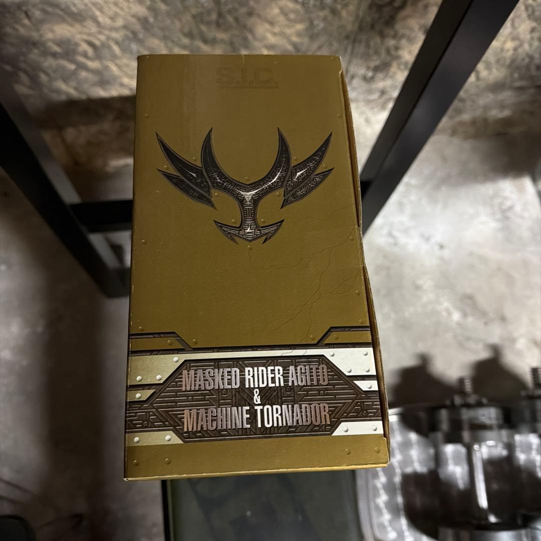 SIC 仮面ライダーアギト & マシントルネイダー