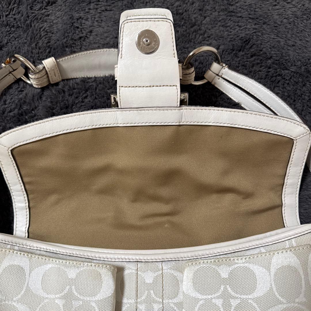 【美品】COACH ソーホー ミニシグネチャー フラップ ワンショルダーバッグ
