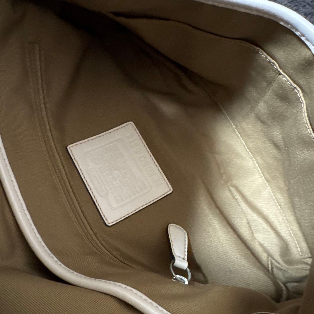 【美品】COACH ソーホー ミニシグネチャー フラップ ワンショルダーバッグ