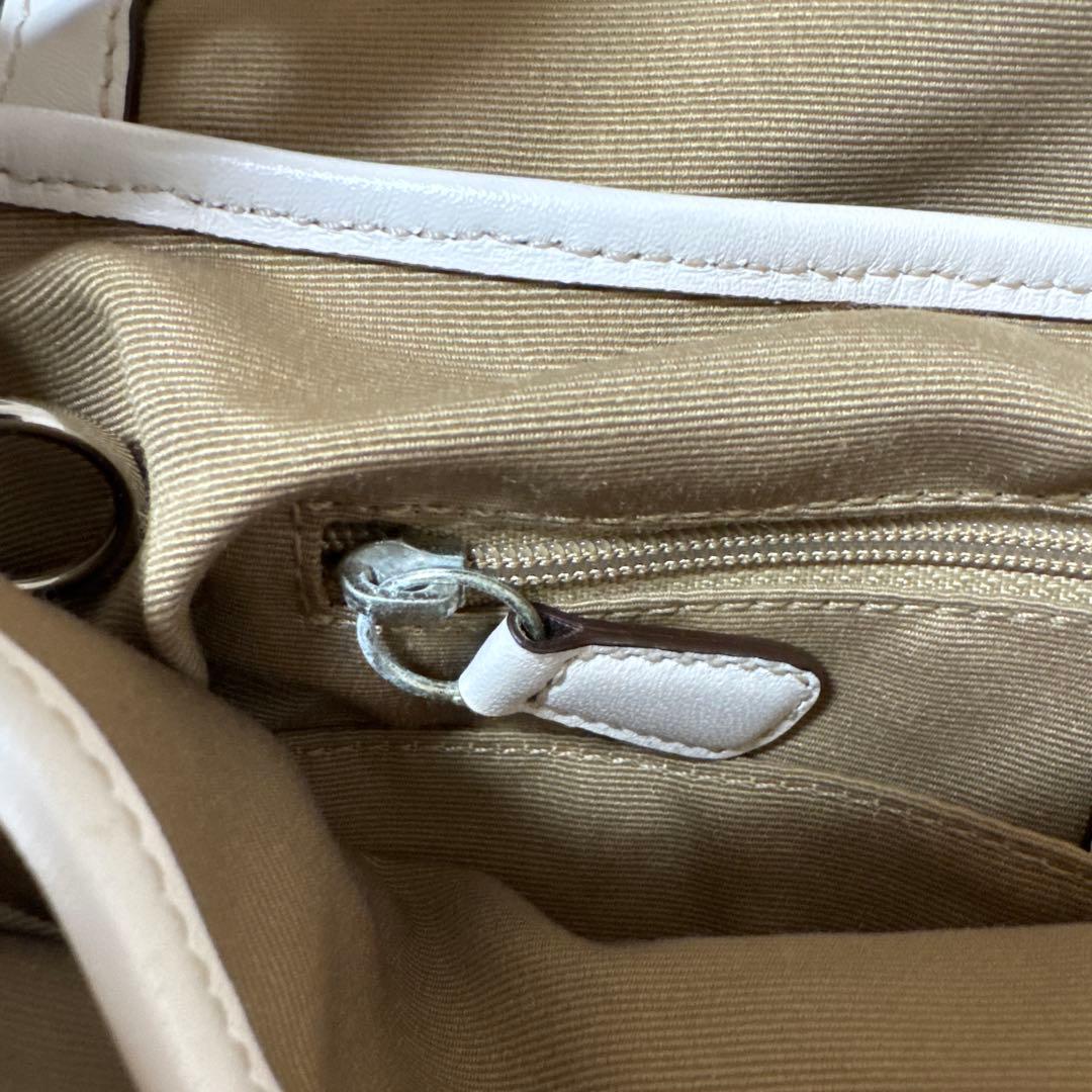 【美品】COACH ソーホー ミニシグネチャー フラップ ワンショルダーバッグ