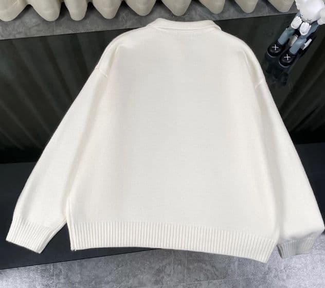 AMI PARIS ホワイト ポロセーター ハート刺繍