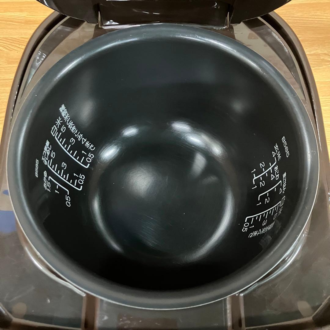 一都三県限定　配送設置無料　炊飯器　ZOJIRUSHI 2022年製　5.5合