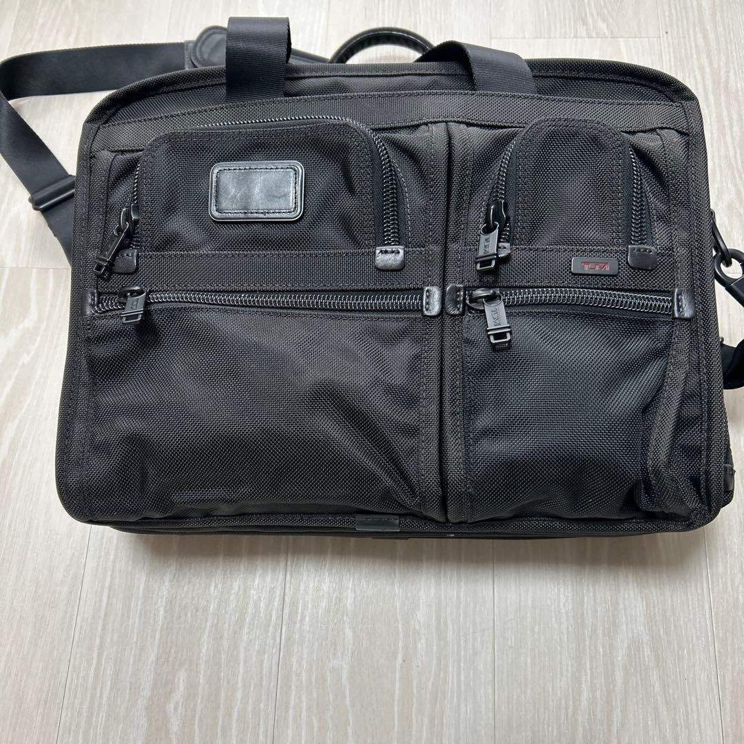 TUMI ブラック ビジネスバッグ美品