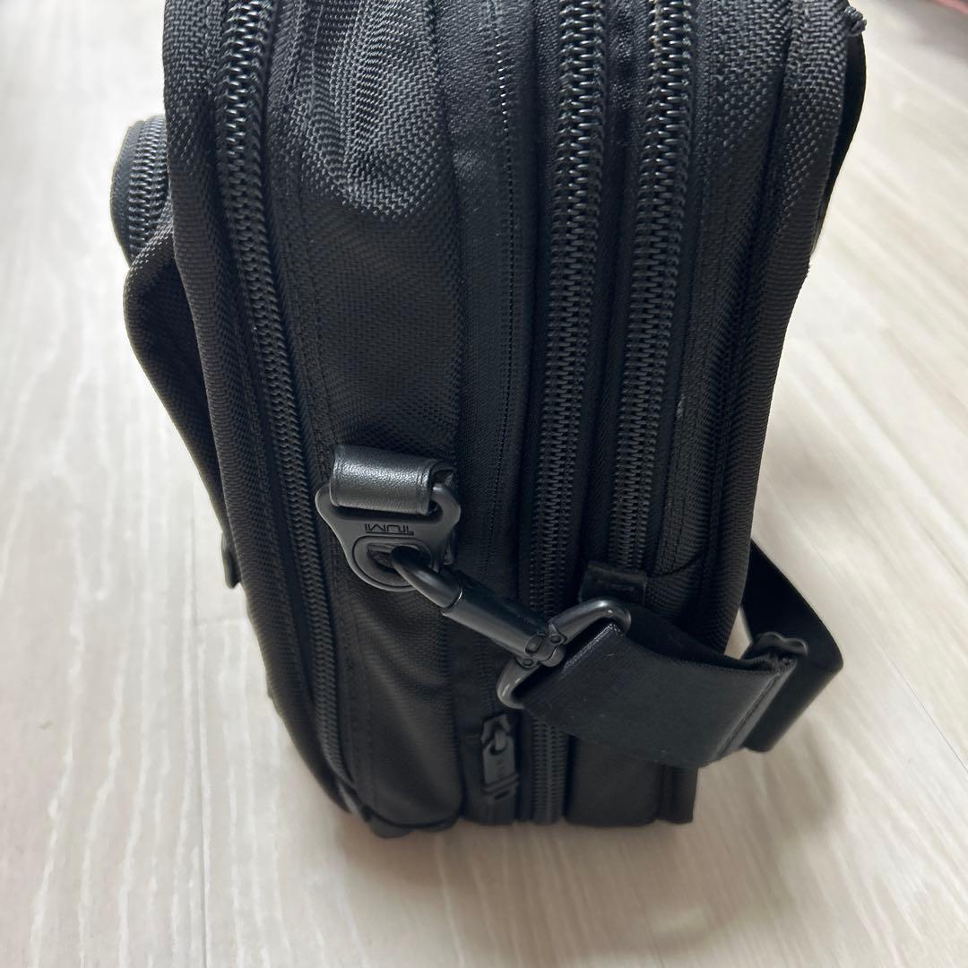 TUMI ブラック ビジネスバッグ美品