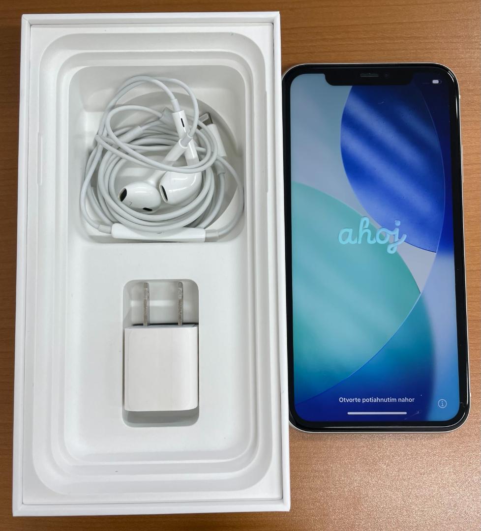 B*︎様 動作確認済み iPhone 11 64GB ID:J6149