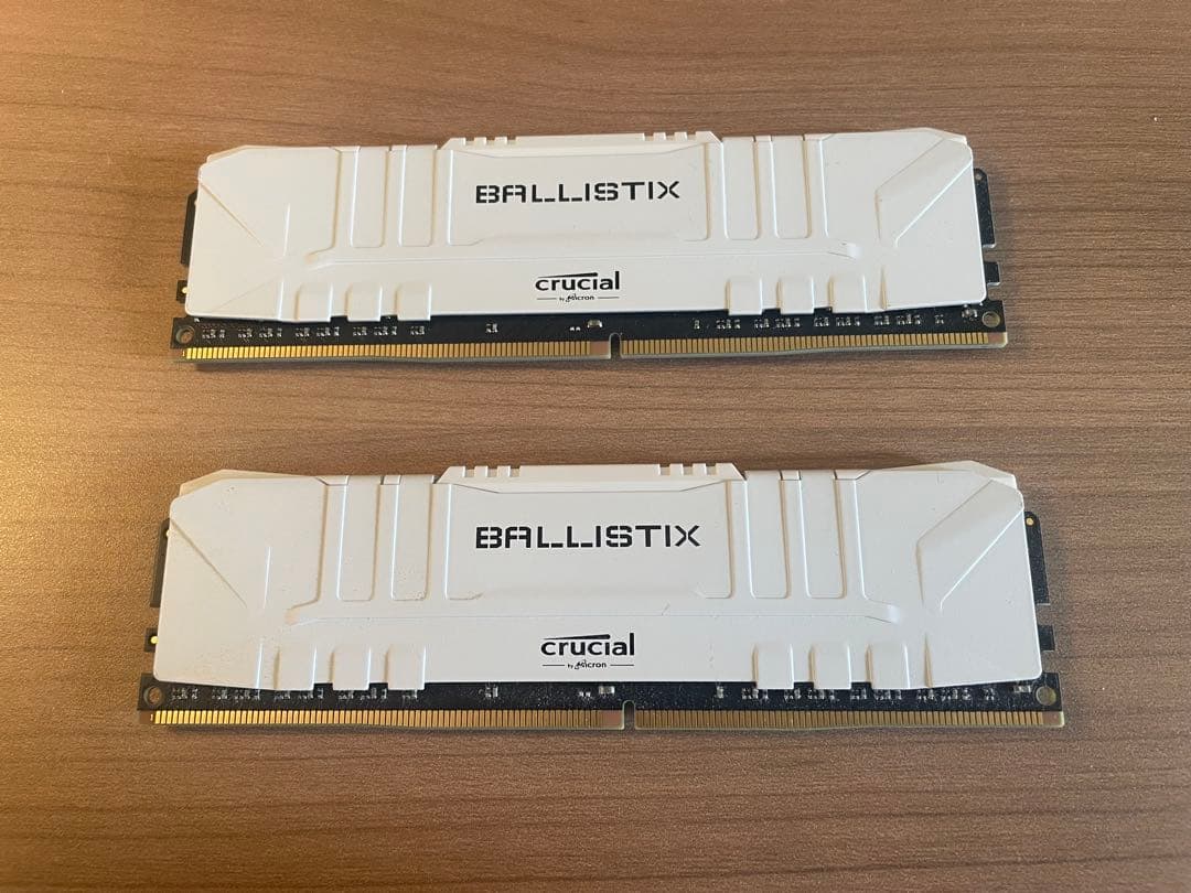 crucial BALLISTIX DDR4 8GB× 2計16GB動作確認済み