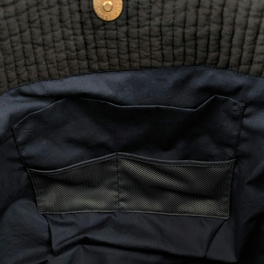 コロンとした　ヌビバッグ　ミモザ刺繍　ポケットたくさん　キーホルダー紐付