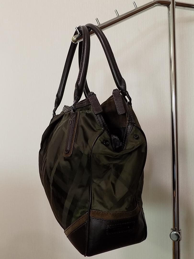 BURBERRY 大容量ナイロンボストン　美品