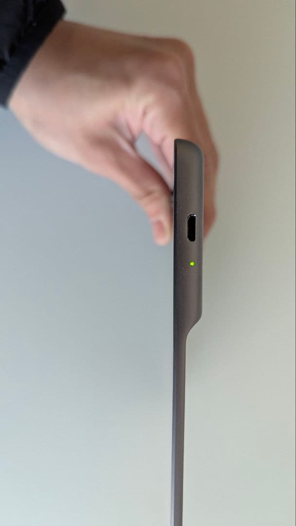 Amazon Kindle Oasis 本体 第10世代 8GB 広告あり