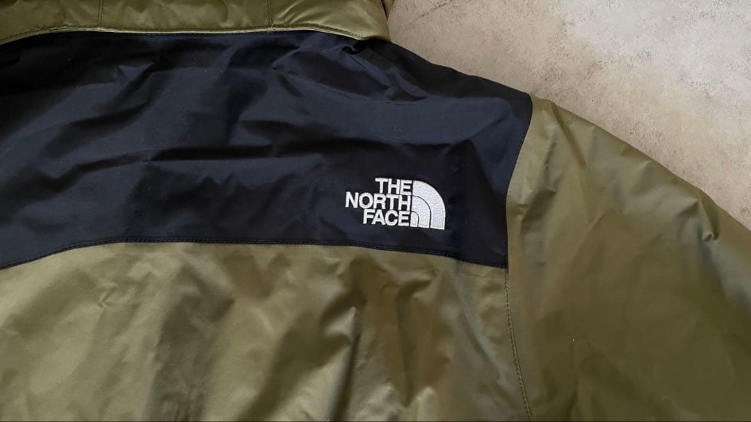 【美品】　ノースフェイス　ジャンプスーツ　スノーウェア　120