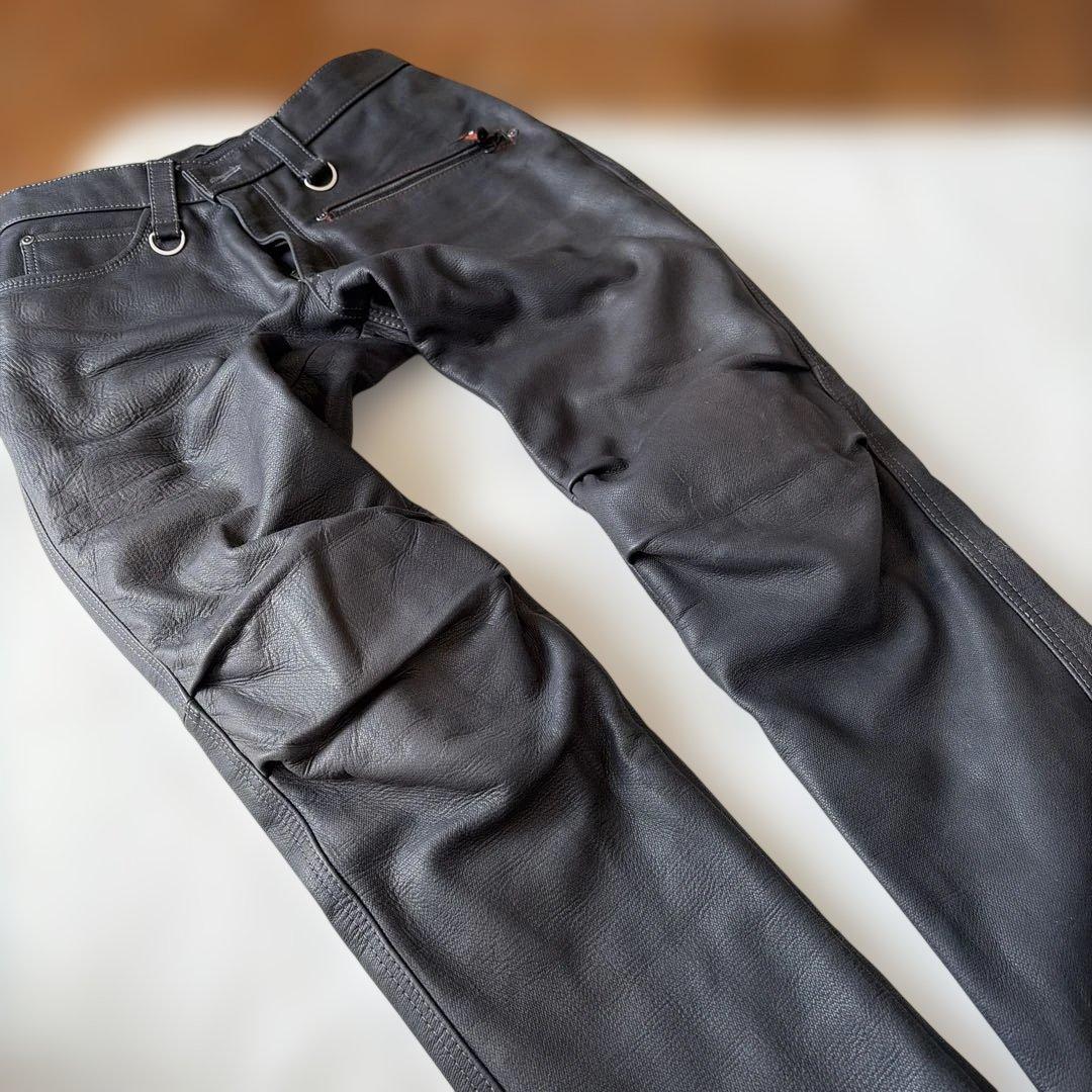 ヒョウドウ日本製レザー 黒パンツ ジッパーポケット付き