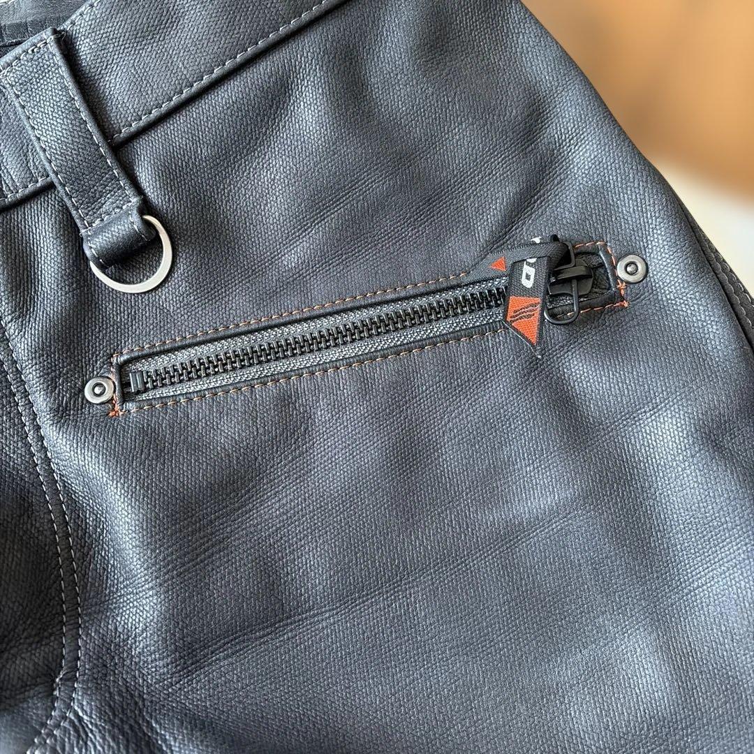 ヒョウドウ日本製レザー 黒パンツ ジッパーポケット付き