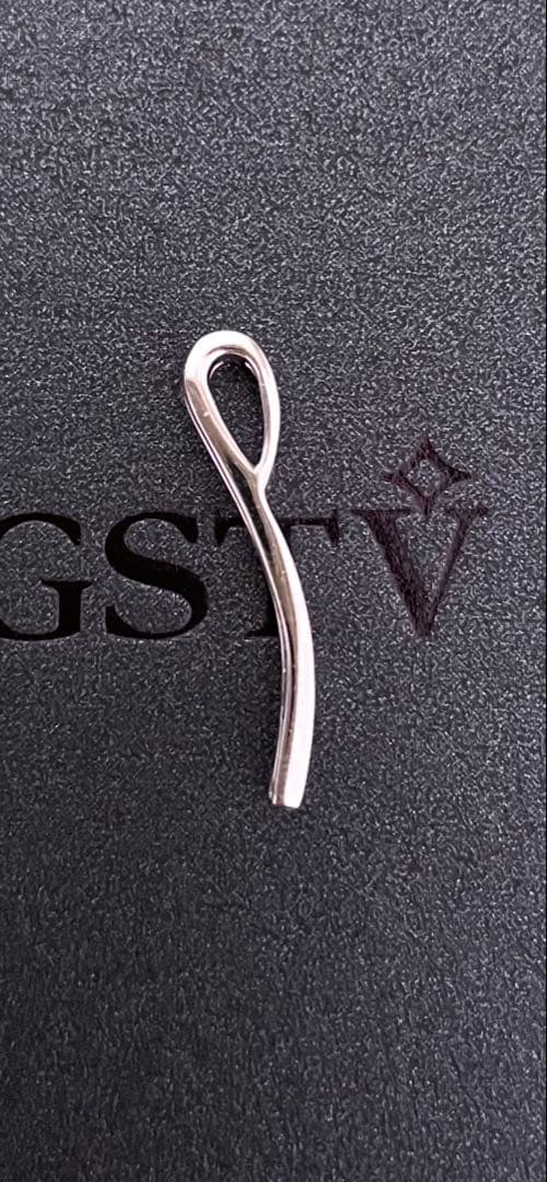 GSTV ペンダントトップ　K18 WG ダイヤモンド