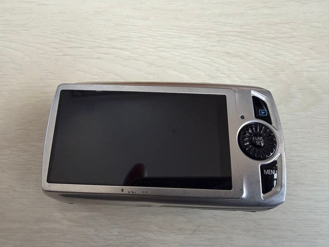 Canon IXY 30Sコンパクトデジタルカメラ