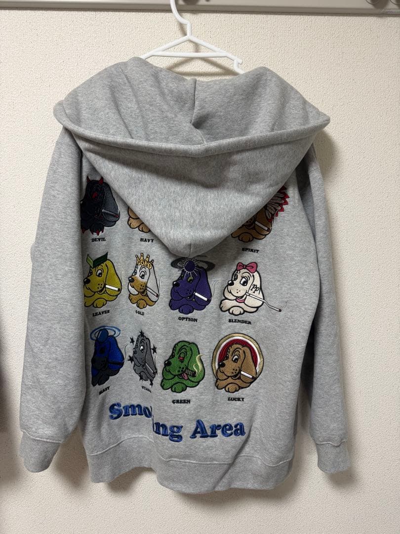 ガルフィーヤニラバーズパーカー